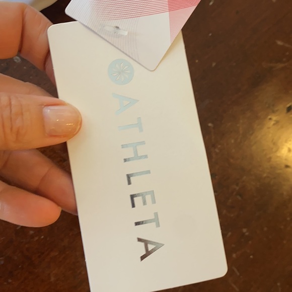 Athleta Mesh Contender Capri size Small Tall - Picture 7 of 12